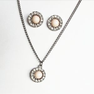 BNWT Silver & Pastel Pink Rhinestone Jewelry Set